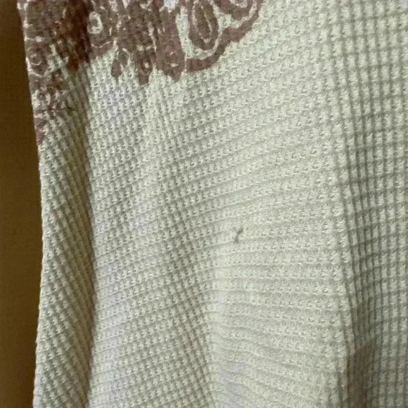 Free People We the Free Waffle Knit Print Boho Thermal Shirt Size Small - Picture 5 of 6